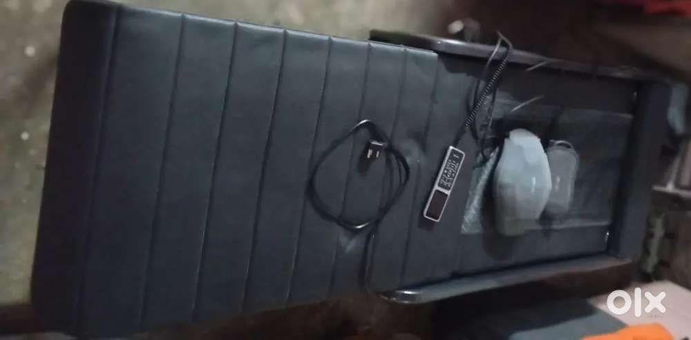 massage machine  price 3lakh