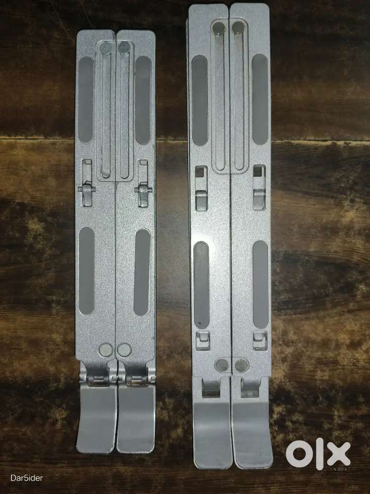 Laptop stand