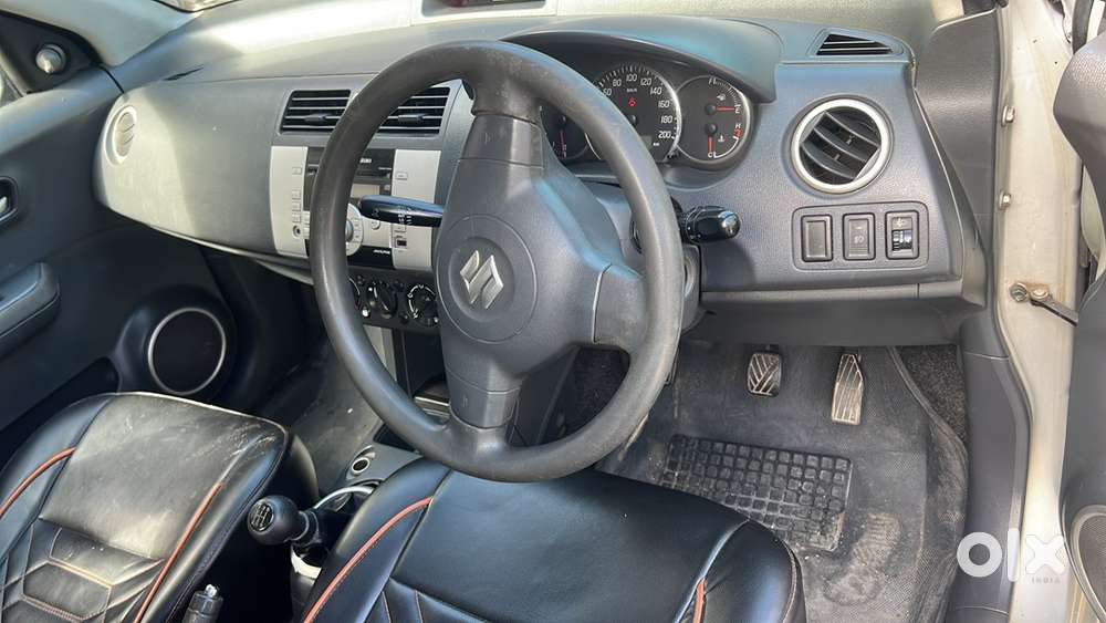Maruti Suzuki Swift 2011 Petrol Well Maintained