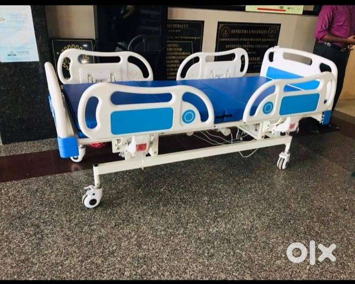 Good Condition Hospital Bed with Functional option