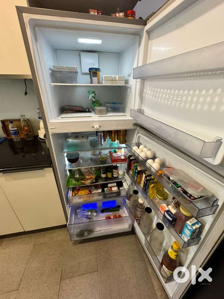 Voltas Beko by A Tata Product 432 L