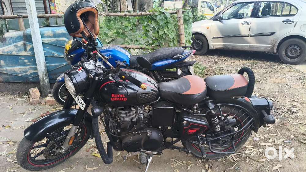 Royal Enfield classic urjent sell.