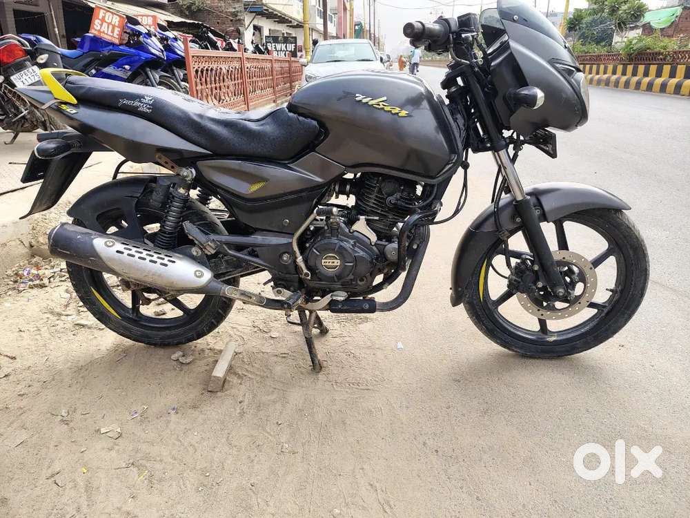 Pulsar 150 cc बहुत ही बढ़िया कंडीशन में कोई भी काम नहीं है
