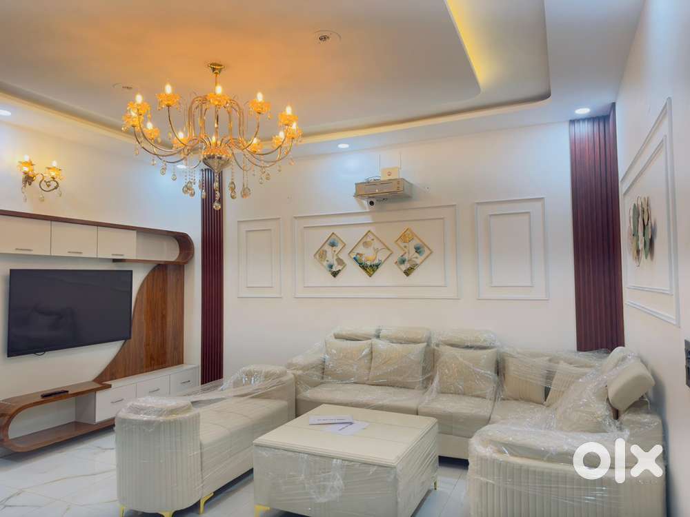 Hiring girls age 18 to 28