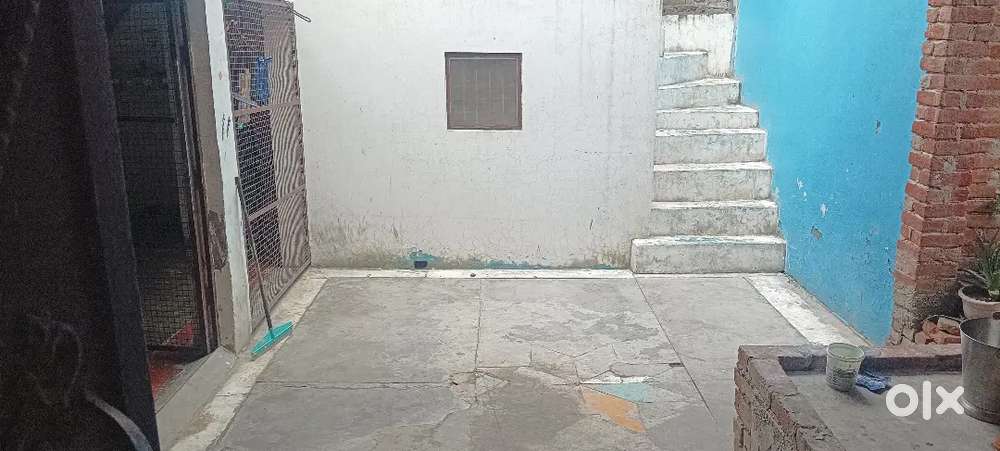 घर बेचना है