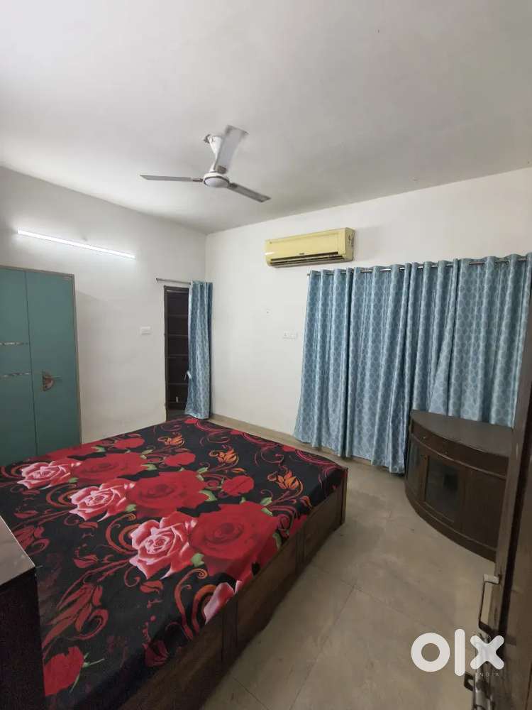 3 BHK FURNISHED FOR RENT VIP CHOWK TELIBANDHA