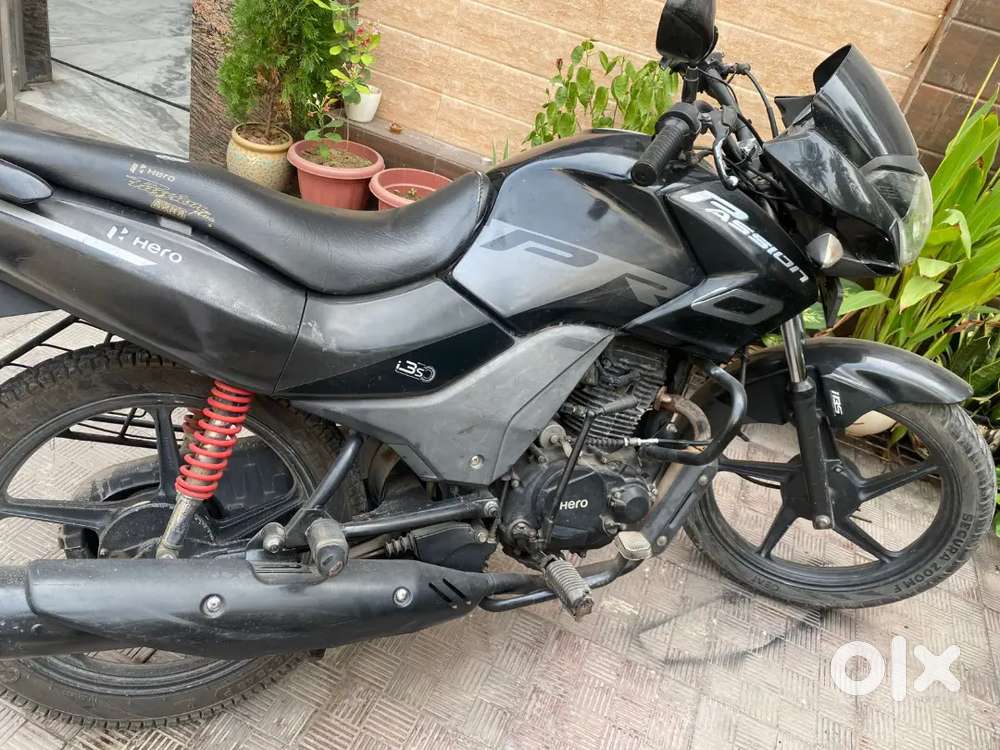 Passion pro 2021 bs6 self start fix price 1st owner excellent conditi