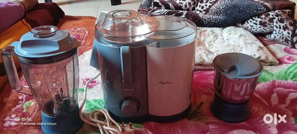 Havells Electro 2 Jar 700 Watts Heavy Duty Juicer Mixer Grinder