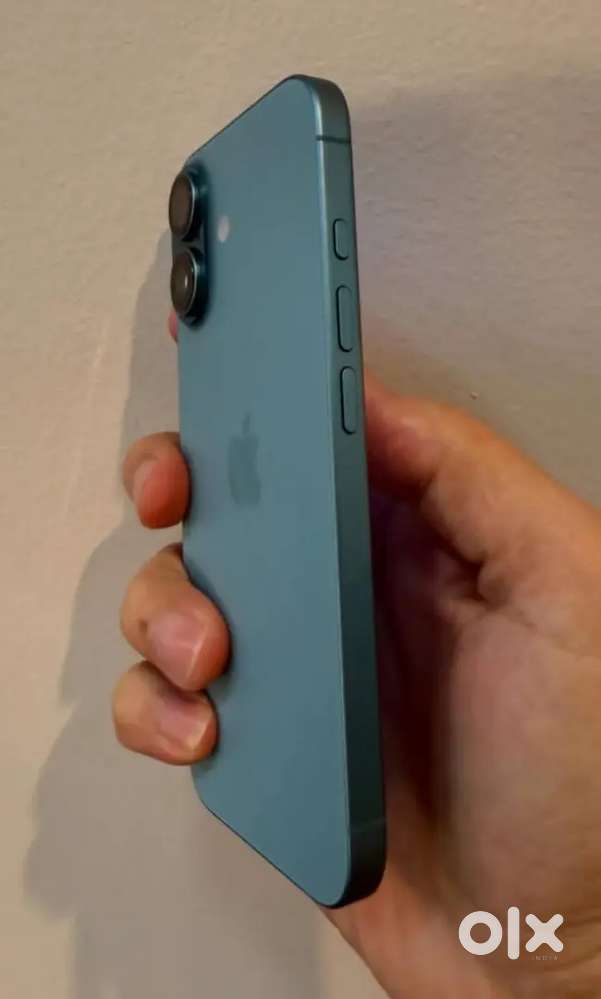 Get iphone 16 256gb under warranty & guarantee with good condition