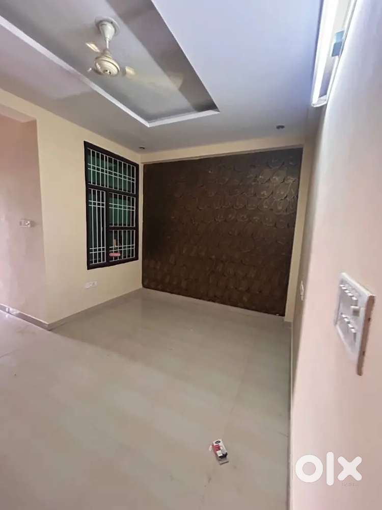 3 BHK  FLAT ON RENT for family