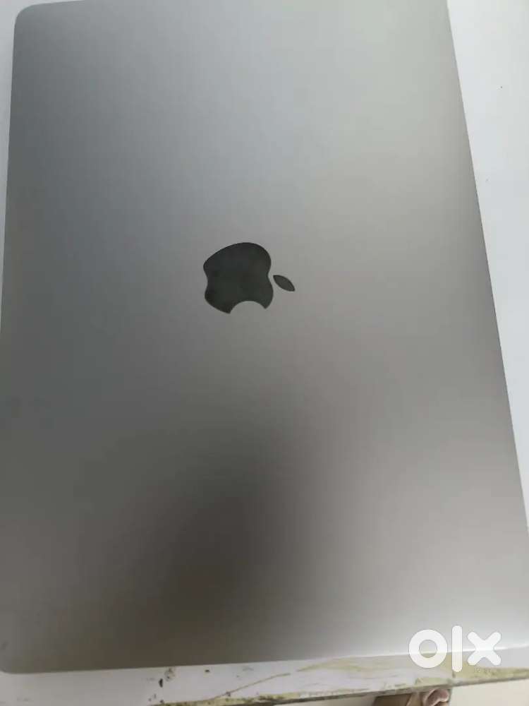 MacBook Air m1 8gb ram 256gb ssd