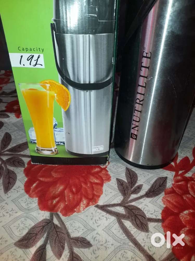 Vacuum pot hot and cold 1.9ltr dimension 36cm h ×13.5cm w