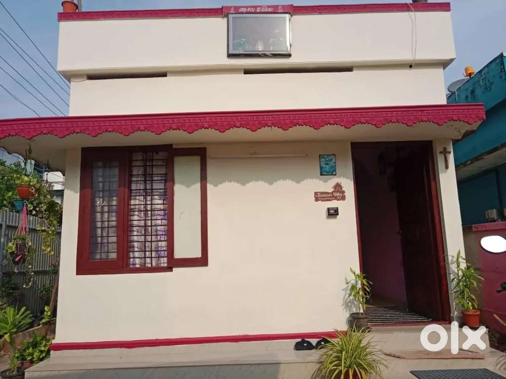 House for sale near Maniyathmukk, kavanad