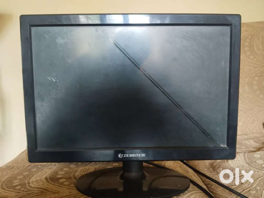 PC zebester Monitor With Full Setup (Without UPS)
