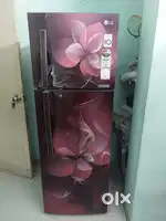 Lg refrigerator with good condition