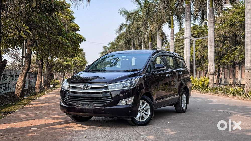 Toyota Innova Crysta 2.4 V, 2017, Diesel