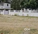 Dholash  Bank ke najdeek 150 gaj ka plot available he