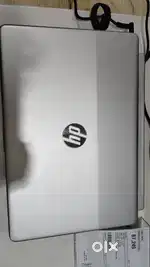 HP laptop  12/i3 8gb ddr4 512 ssd