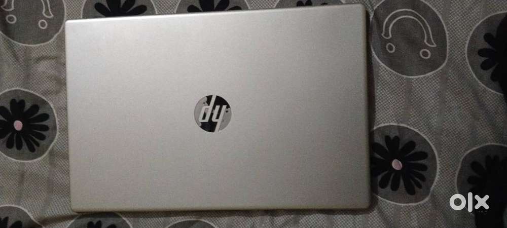 HP AMD RYZEN 3 laptop