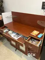 TV unit with multiple drawers
