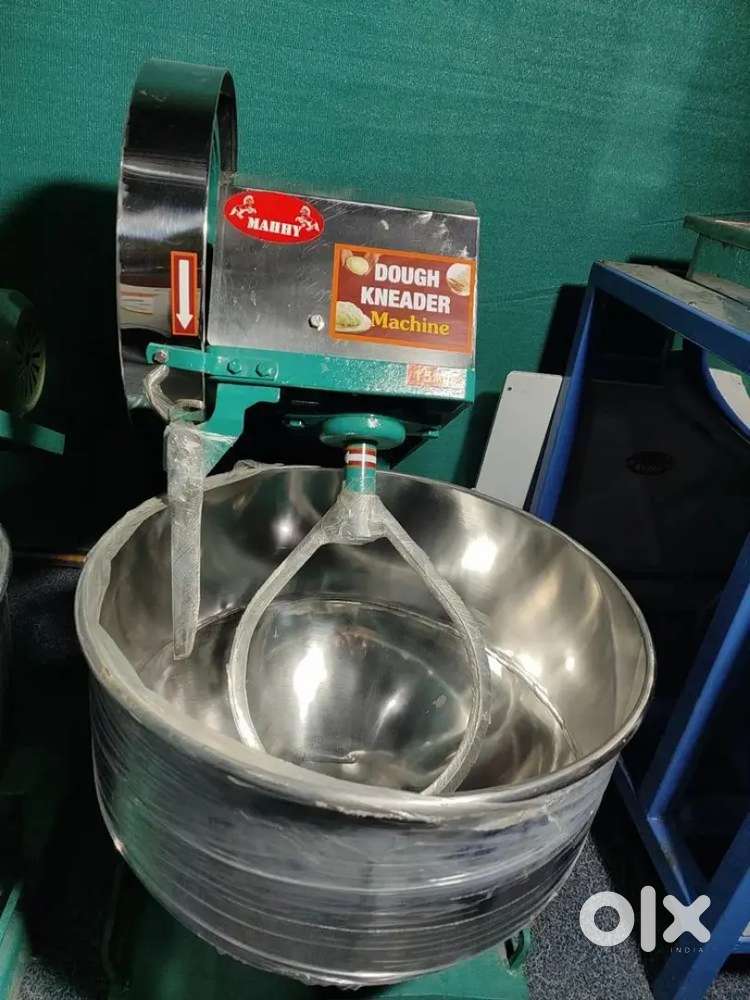 Douugh kneader machine