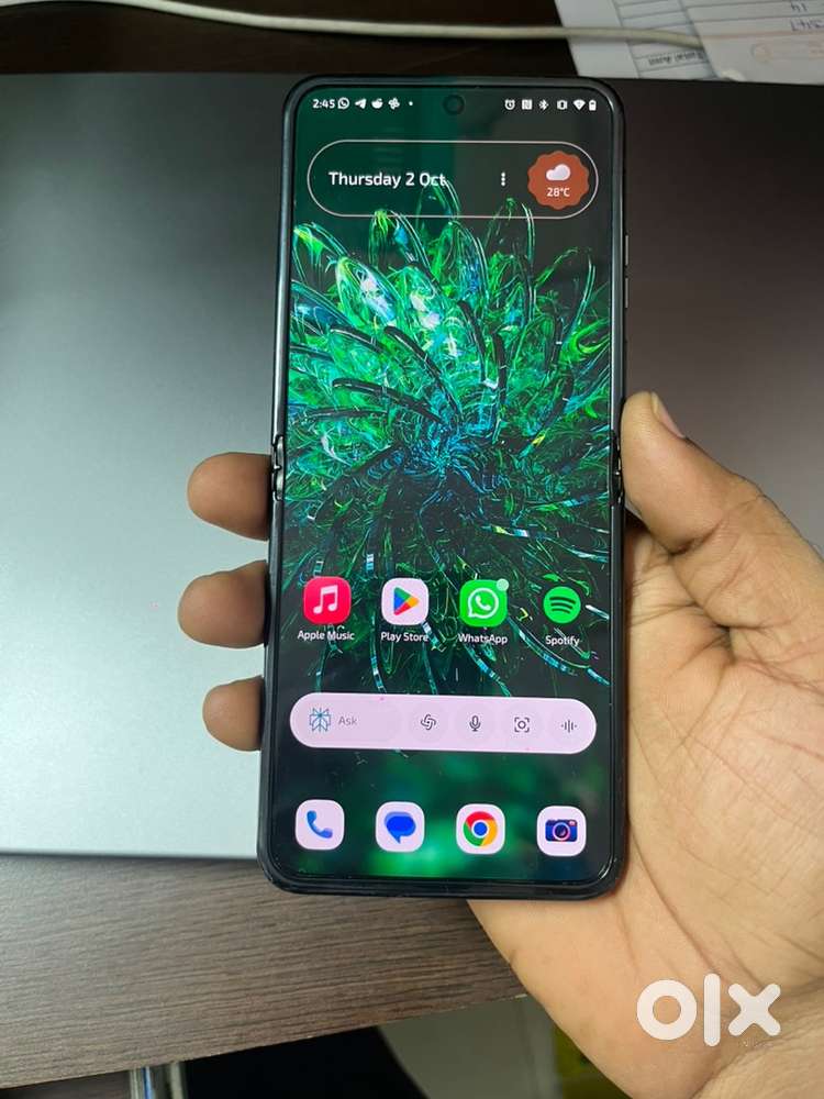 Moto Razr 40 Ultra 8/256GB for sale