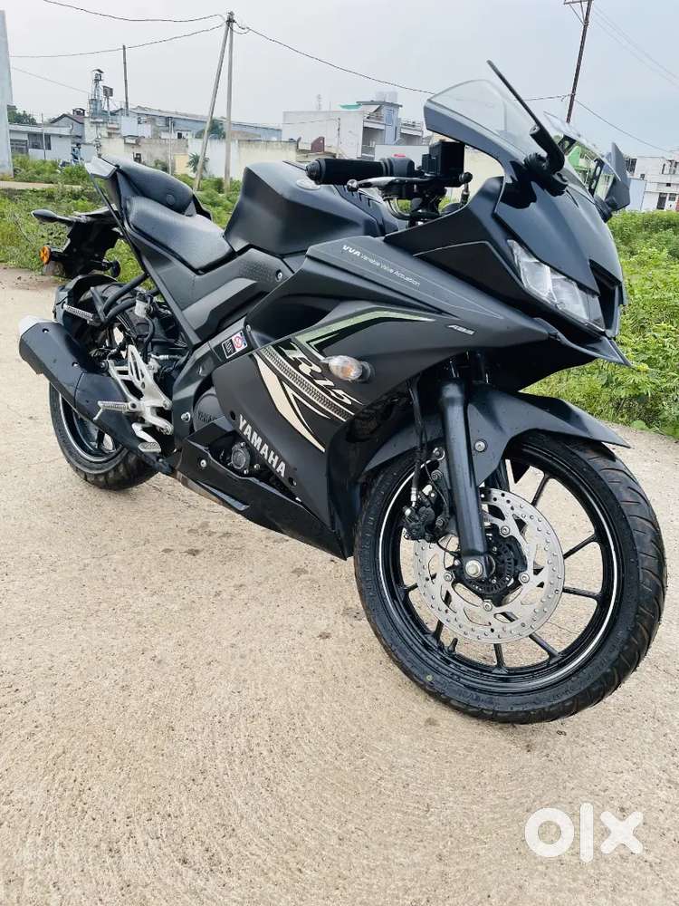 R15 v3 2021 model