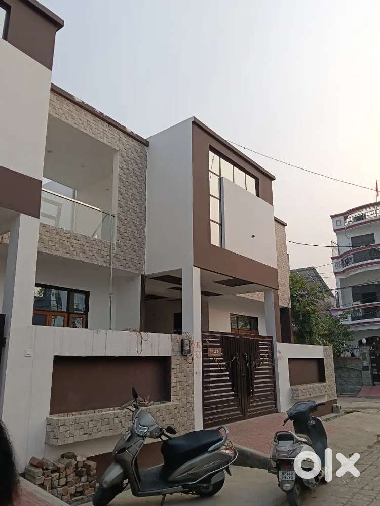 Independent house 2 bedroom jankipuram