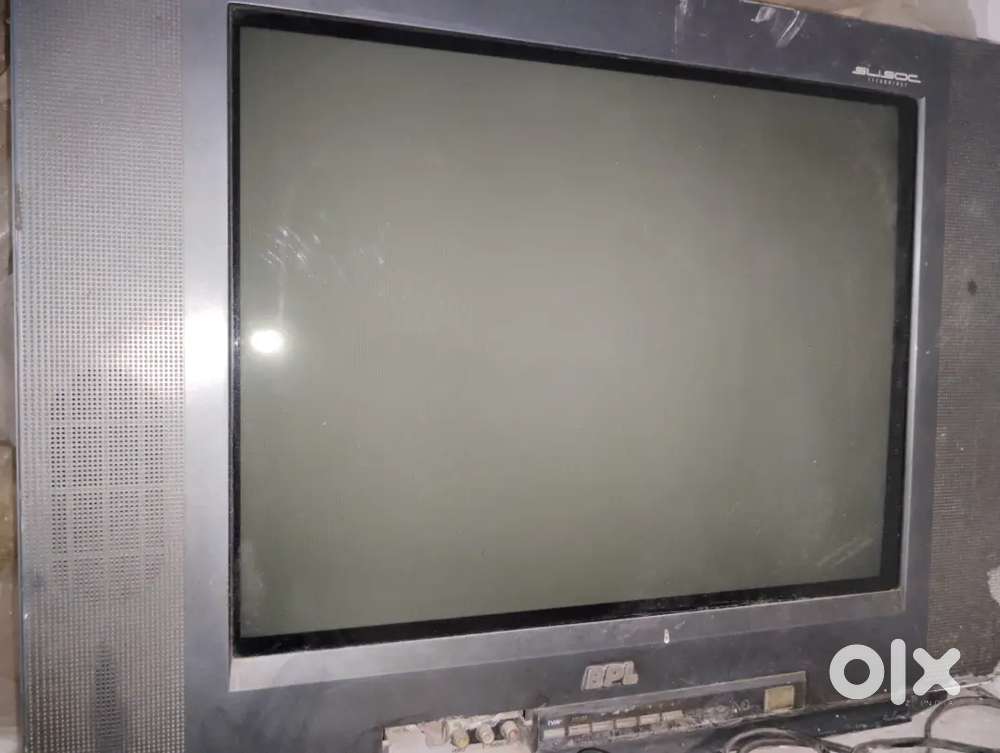 24 inch color tv bpl company ki tv bechna hai