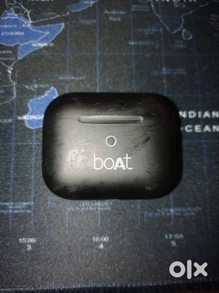 BoAt Airdopes Alpha Black