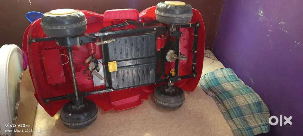 Toy car good condition but betery is not working