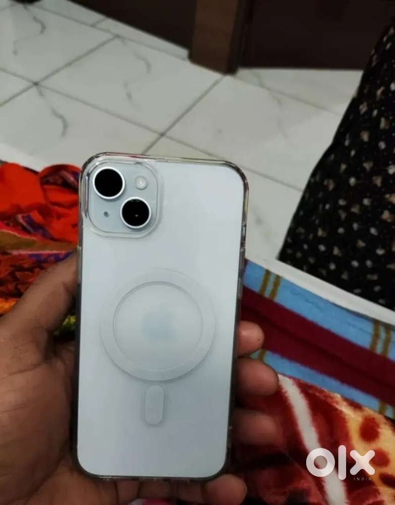 Iphone 15 plus umder warranty 97 percent battery