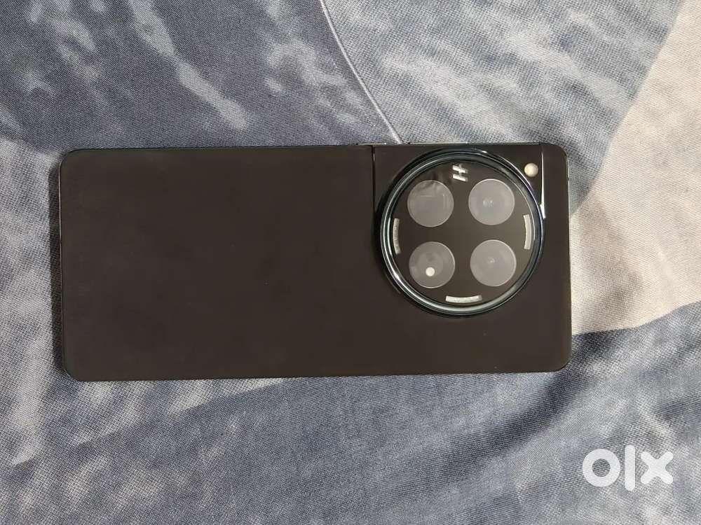 Oneplus 12 in good condition