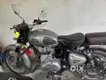 सिंगल हैंड बाइक है किसी प्रकार का कोई तकनीकी खराबी नहीं है