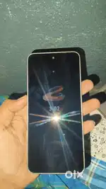 6 128 ram hai bila box bhi hai