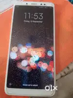 5 pro gold colour good quality mobile