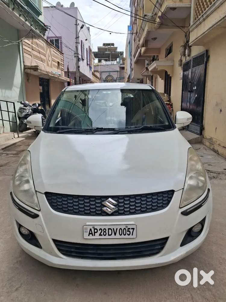 Maruti Suzuki Swift 2013 Diesel 158275 Km Driven