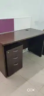 Computer Table with Drawers