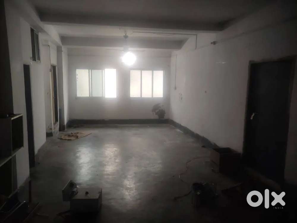 2000 sf 3bhk 2nd floor can use commercial purpose