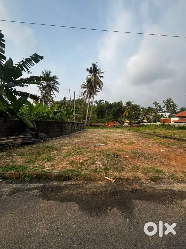 5 cent plot,vettamukku ,kattachal road, lorry site, per cent 10.5lakhs