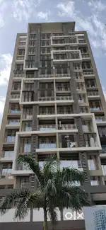 1 BHK IN TOWER NEXT TO METRO STATION