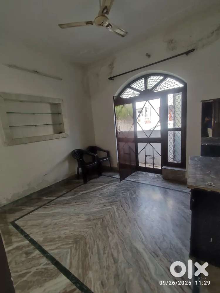 2 ROOM  SET @ BALLIWALA CHOWK