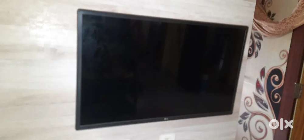 32 LG LED SMART TV