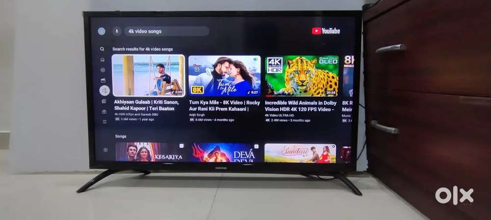 32 Inch Samsung smart LED TV