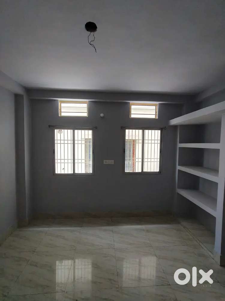 2 BHK flat in new condition