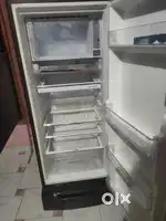 Whirlpool Fridge 3 star 245 litres