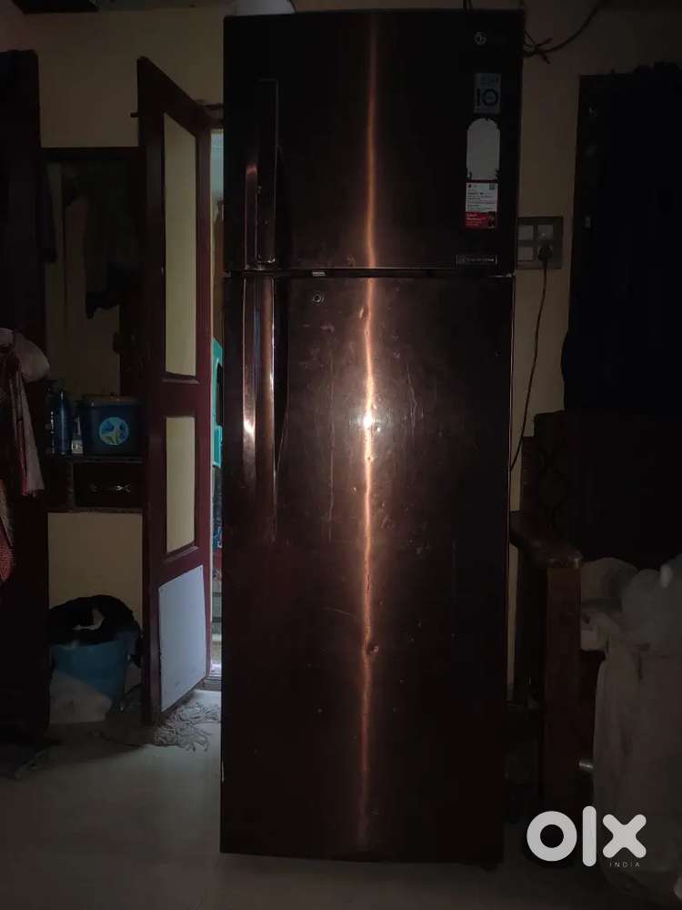 Lg 240 later refrigerator