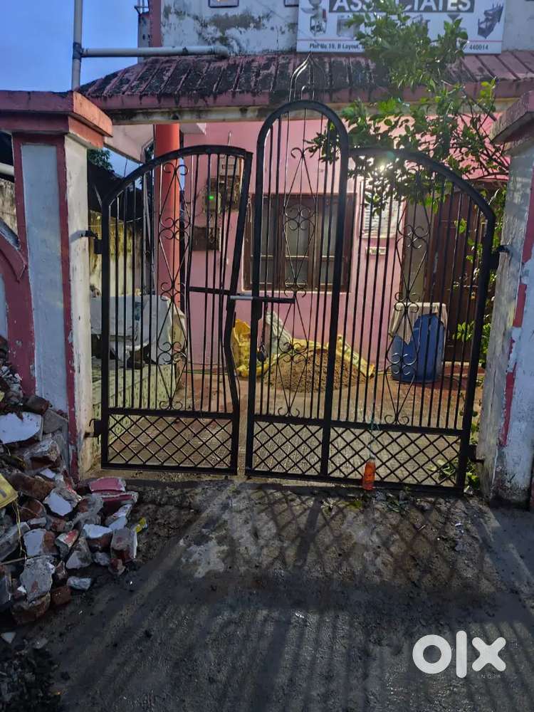 Heavy Duty Iron Main Gate for Sale – Strong & Durable