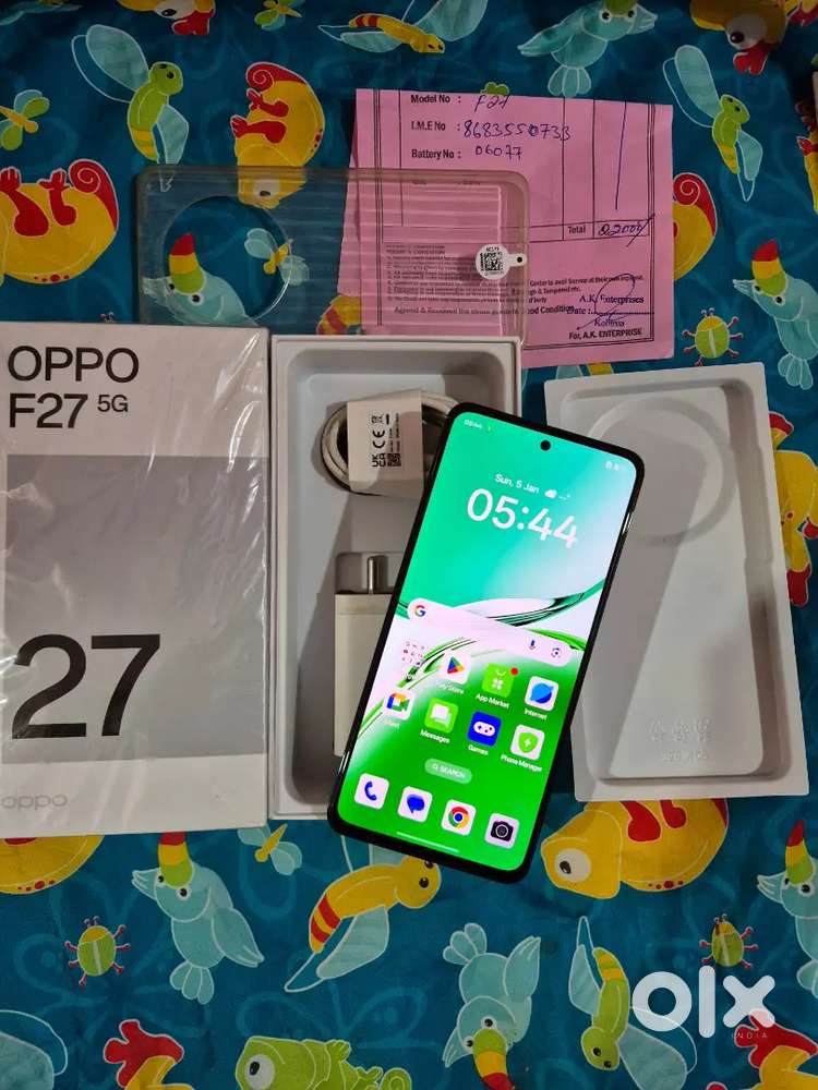 4 months old, 8 months warranty left