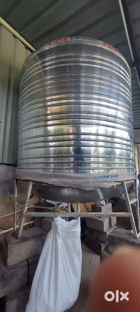 Very good condition 1000 lph running plant...